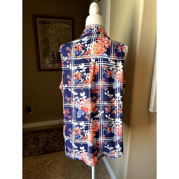 Express Blouse - Picture 2 of 2